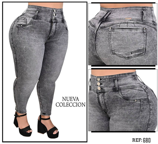 JEANS PLUS  COLOR HUMO REF: 680